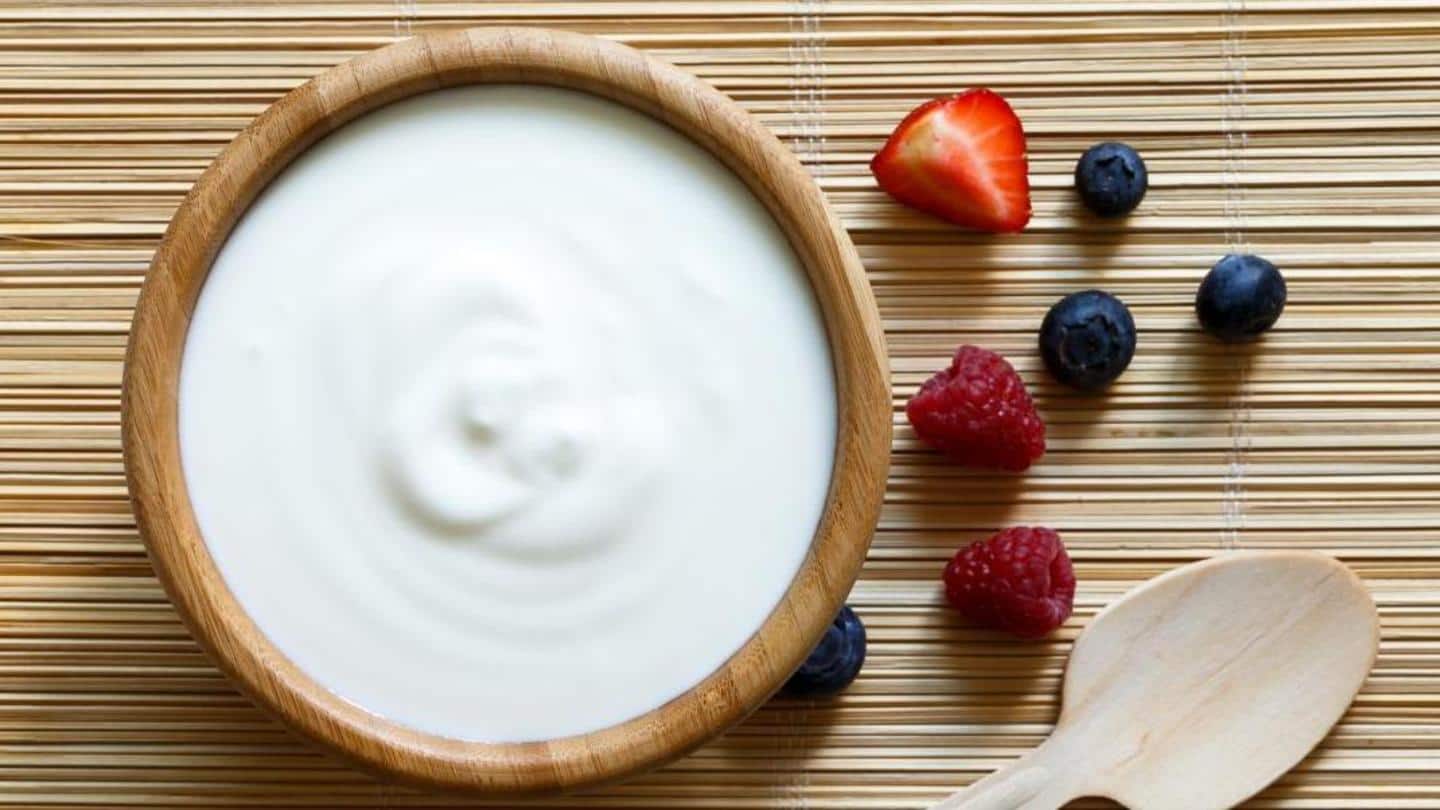 Un tazón de yogur cremoso hace maravillas