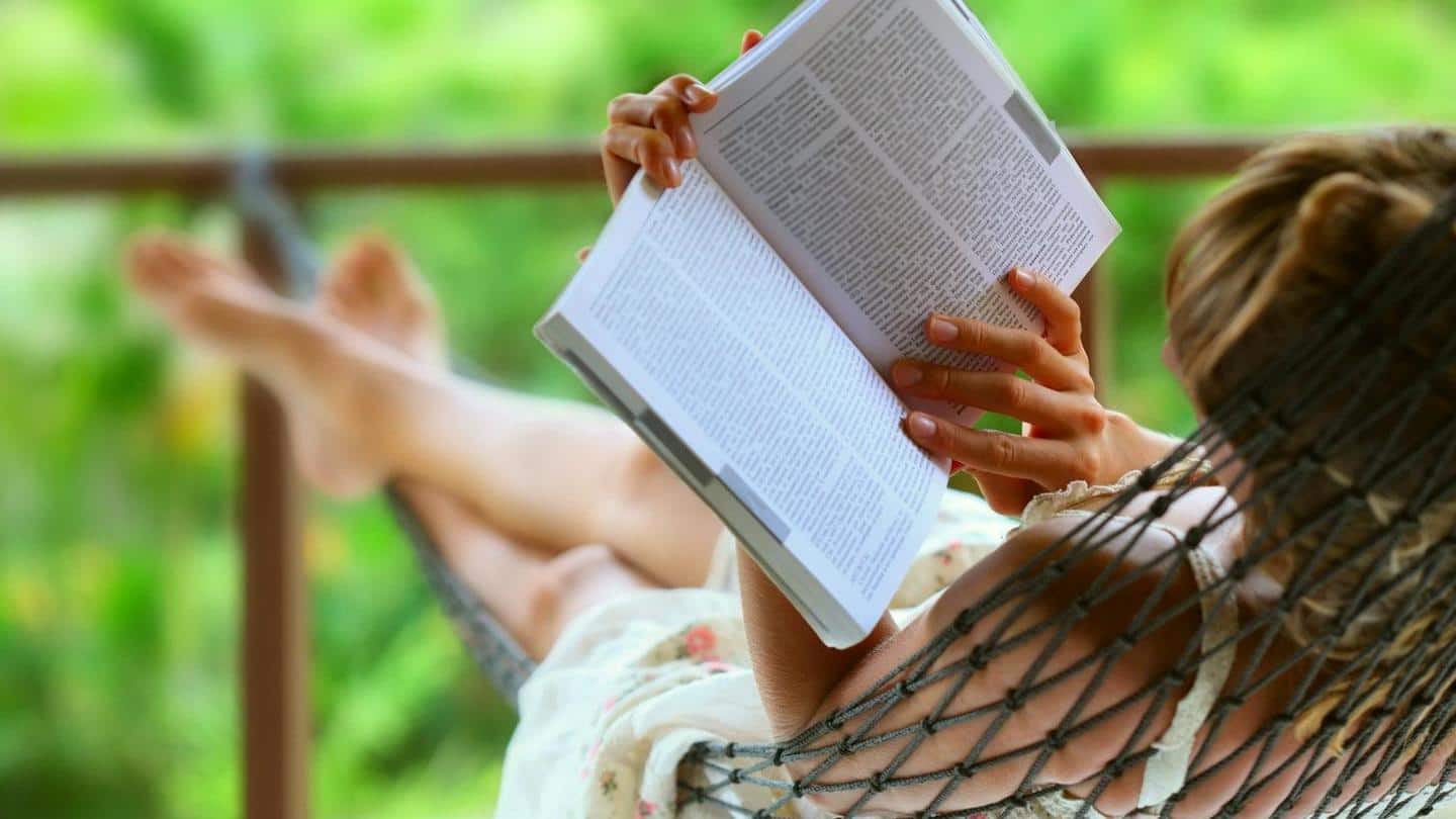 Lee libros inspiradores y rodéate de personas positivas. Lee libros inspiradores y rodéate de personas positivas