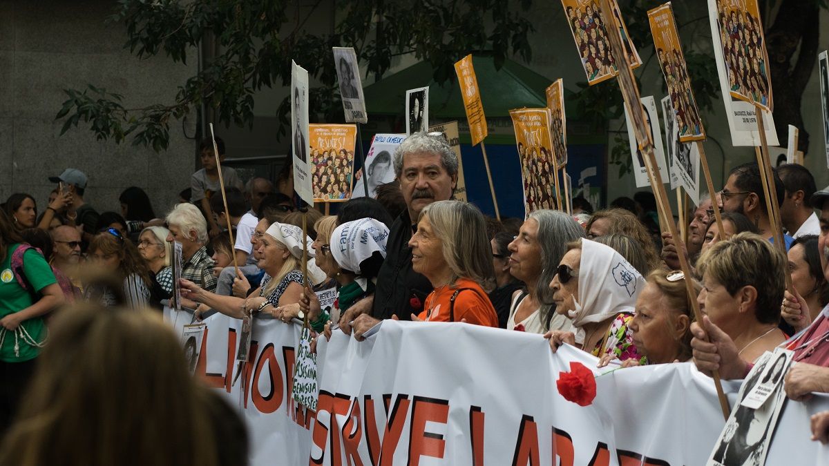 Marcha del 24 de Marzo © Frank Cornell