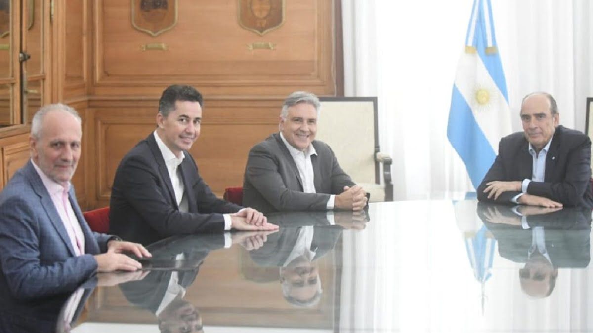 Martín Llaryora y Guillermo Francos