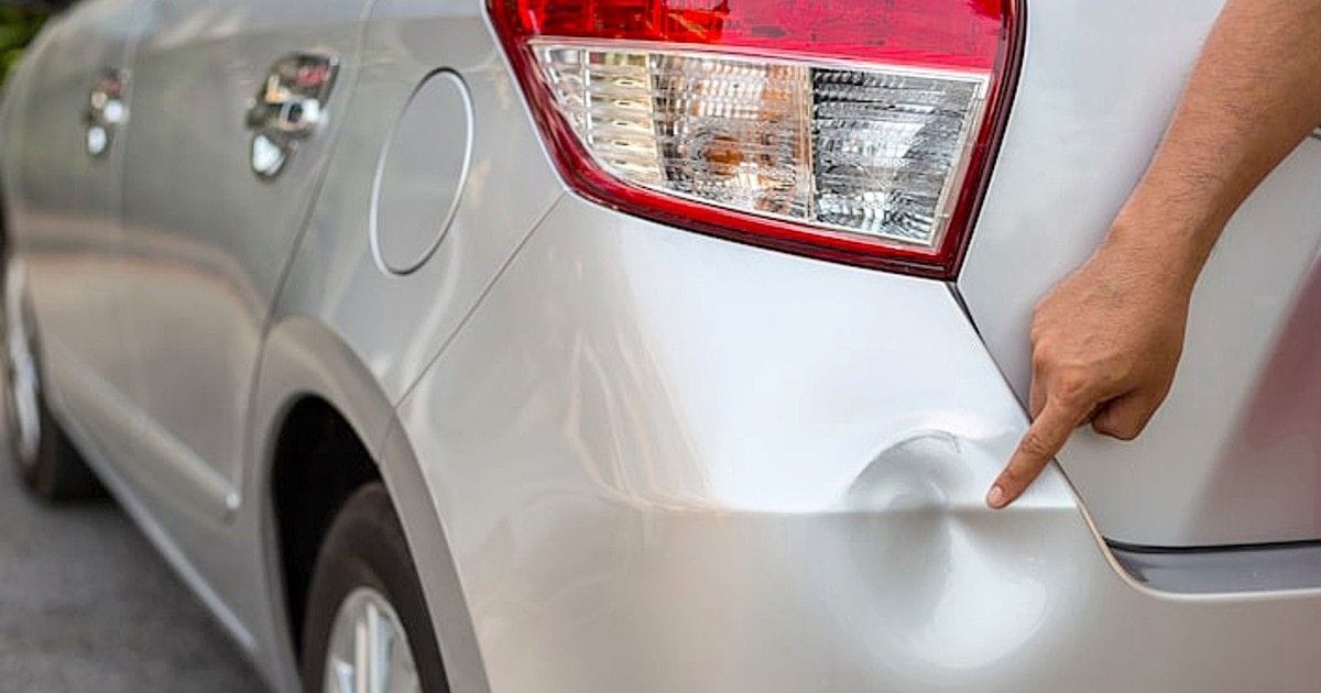 Cómo sacar los bollos del auto sin ir al mecánico y que parezca como nuevo