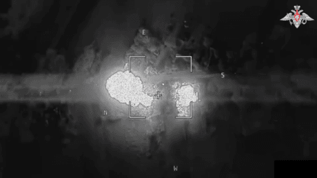 VIDEO: Un dron pesado ruso destroza un lugar de despliegue temporal de tropas ucranianas