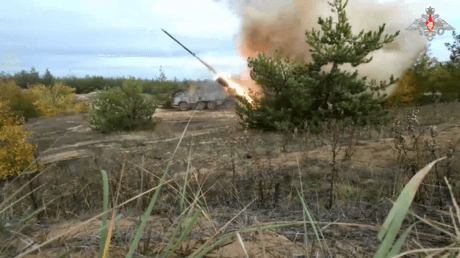 VIDEO: 'Huracán' de cohetes rusos frustra rotación de efectivos ucranianos
