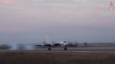La neutralidad se vigila: el vuelo de portamisiles estratégicos rusos en el Lejano Oriente (VIDEO)