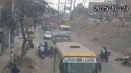 VIDEO: Asaltante huye del robo, pero no cuenta con la intervención de los vecinos