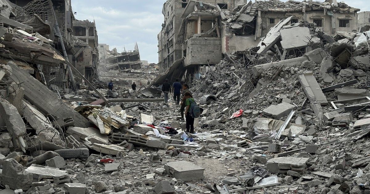 El drama de Gaza, contado por un argentino: casas reducidas a una pared, la rareza del silencio y un "tendópolis" para familias a la deriva