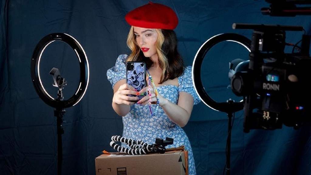 El ‘bulo’ de la nueva ‘ley’ de influencers y publicidad: esto es lo que realmente dice y qué tienen que hacer