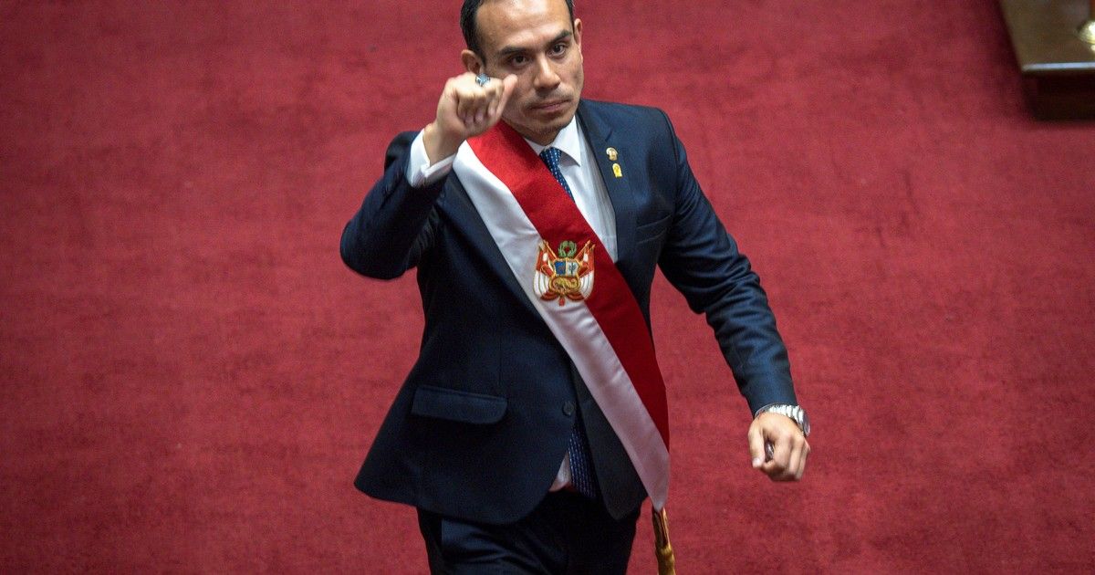 Perú: cuatro días después de asumir, el presidente José Jerí designó a su primer ministro y al gabinete