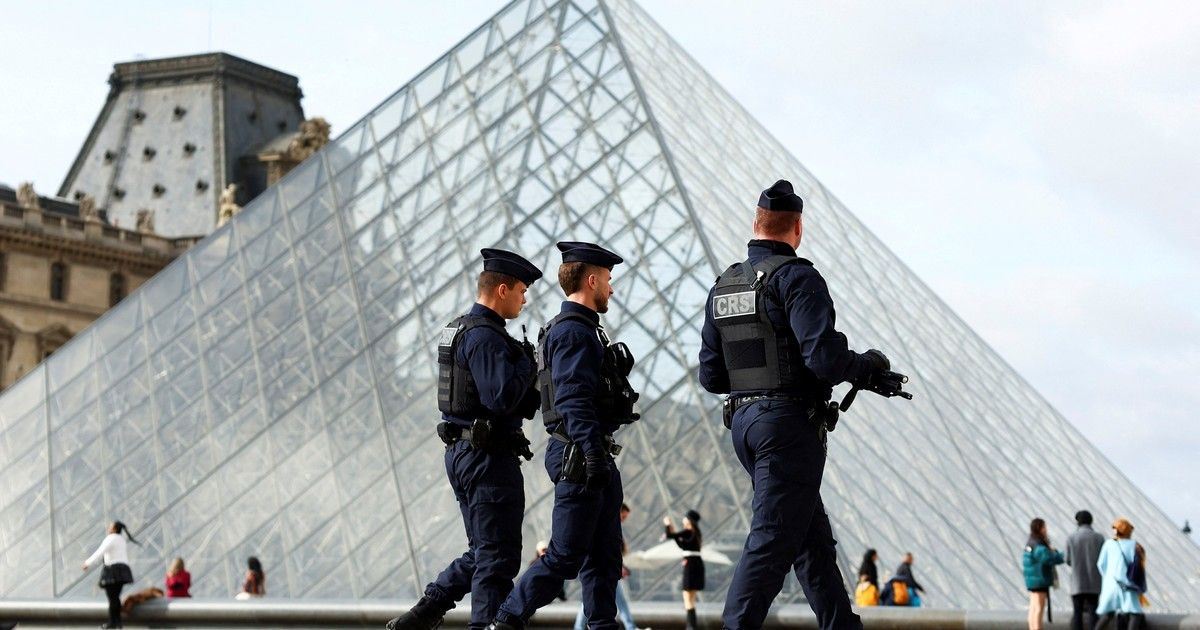 Robo al Louvre: cómo el ADN y la videovigilancia ayudaron a capturar a dos de los ladrones