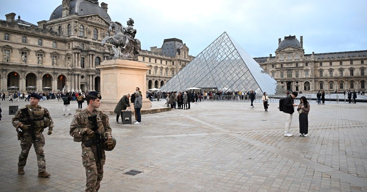 Revelan otro robo a un museo de París: se llevaron pepitas de oro semanas antes del ataque al Louvre