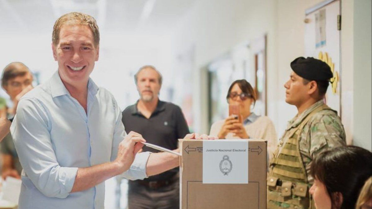 La Libertad Avanza pidió reimprimir los afiches de exhibición obligatoria tras cambios en su lista bonaerense