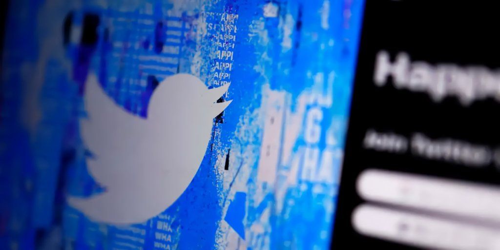 Página principal de Twitter, pájaro de twitter