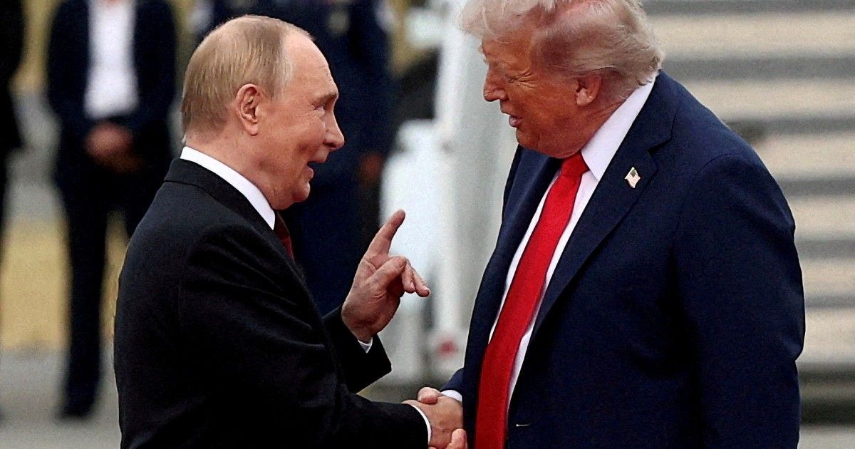 Vladimir Putin y Donald Trump hablaron por teléfono y acordaron reunirse en Hungría para intentar poner fin a la guerra con Ucrania