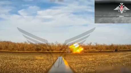 VIDEO: "Pajaritos" rusos arrasan equipo militar de las fuerzas ucranianas