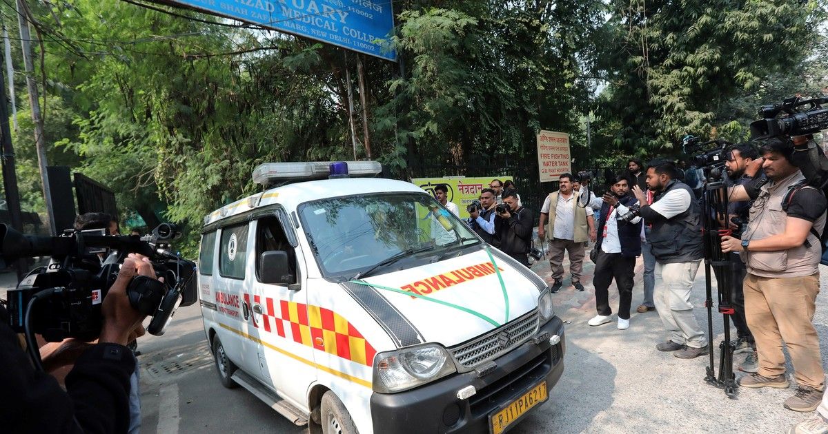 Explosión en Nueva Delhi: apuntan a un atacante suicida y hay dos detenidos