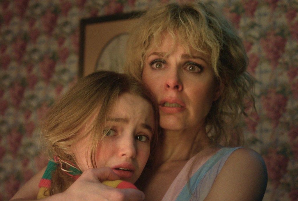 ¿Dónde está realmente Holly en ‘Stranger Things’ T5? 3 claves que resuelven el misterio