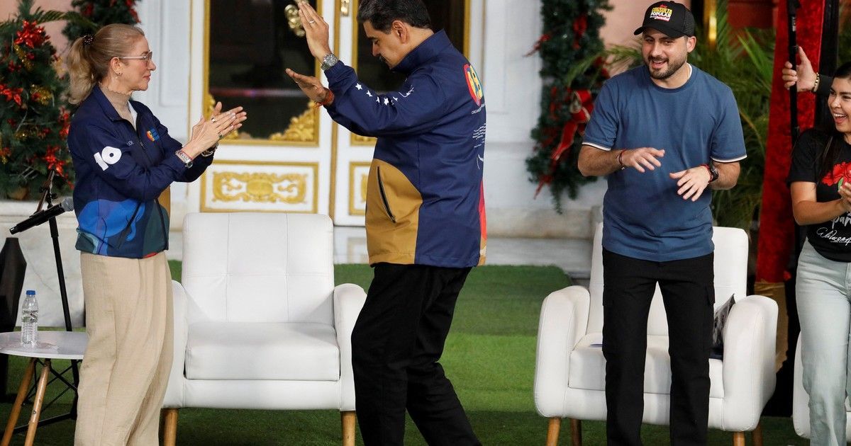 Maduro bailó ritmos tropicales junto a su esposa, se mostró eufórico y volvió a cargar contra EE.UU.: "A mí no me para nadie"