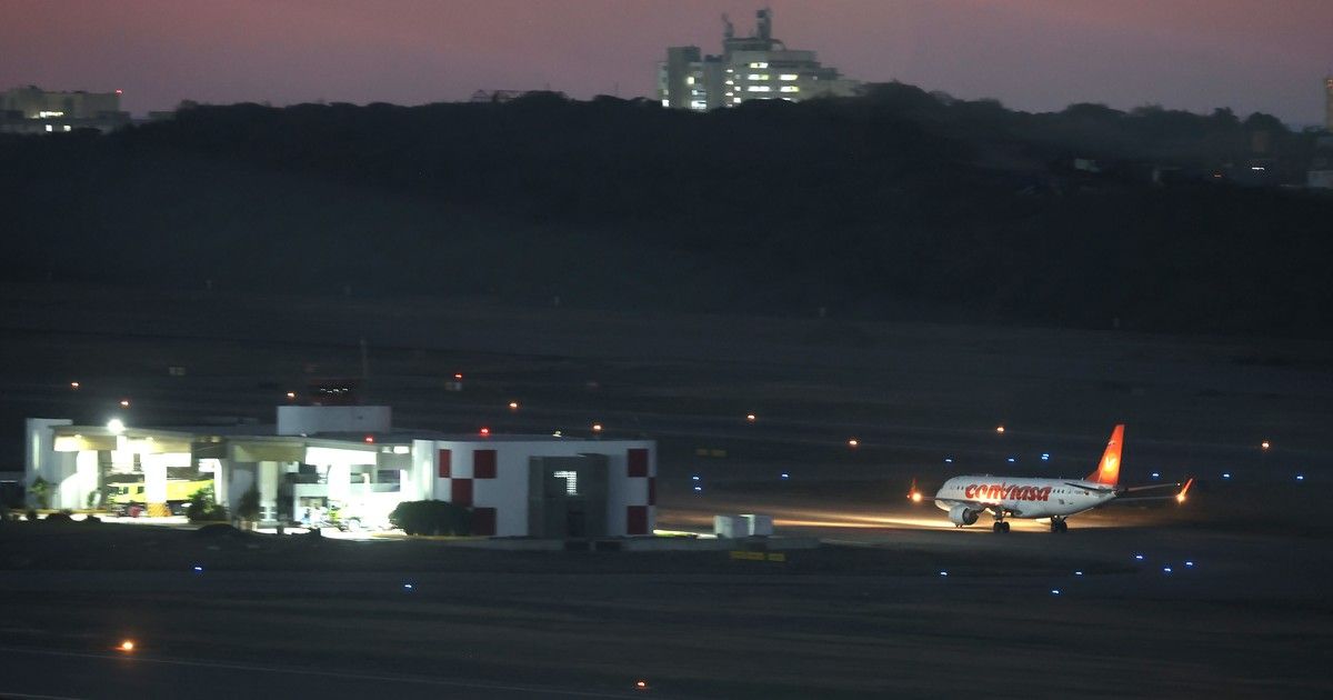 Las seis aerolíneas que suspendieron sus vuelos a Venezuela tras la advertencia de EE.UU. por el aumento de actividad militar