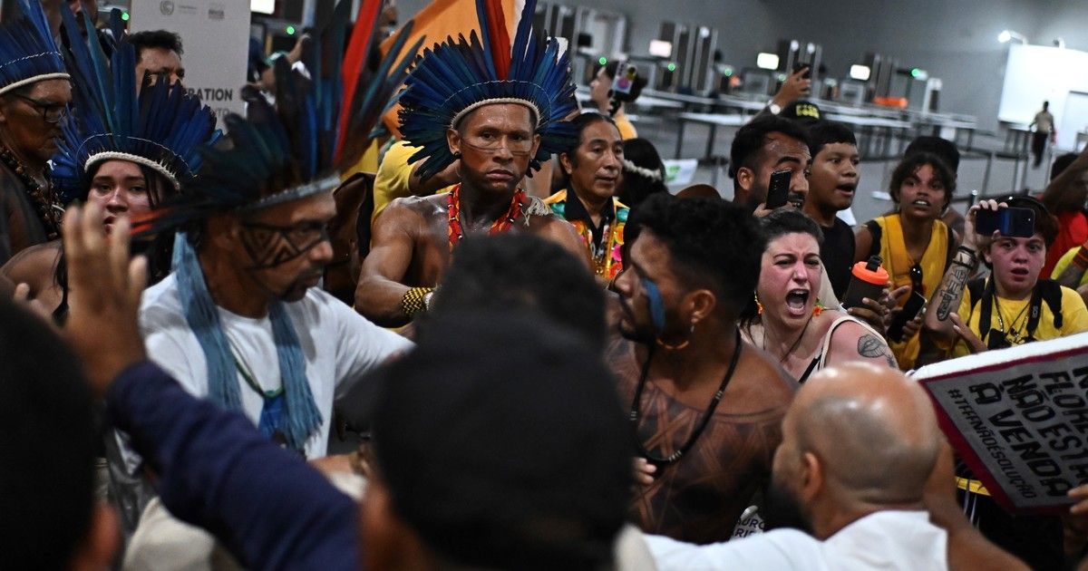 Escándalo en la COP30 de Brasil por un enfrentamiento entre grupos indígenas y agentes de seguridad