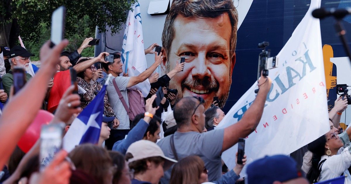 Noticias falsas y encuestas "bajo la mesa": la campaña para las elecciones en Chile se disputa en las redes sociales