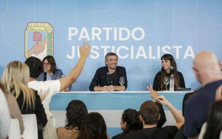 Máximo Kirchner en la reunión del Consejo Provincial del PJ Bonaerense