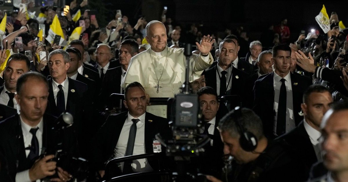 El papa León XIV en Líbano: ante miles de jóvenes, los invitó a “cambiar el curso de la historia en un mundo desgarrado por guerras y desfigurado por las injusticias”