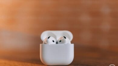 AirPods 4 con cancelación de ruido y carga USB-C