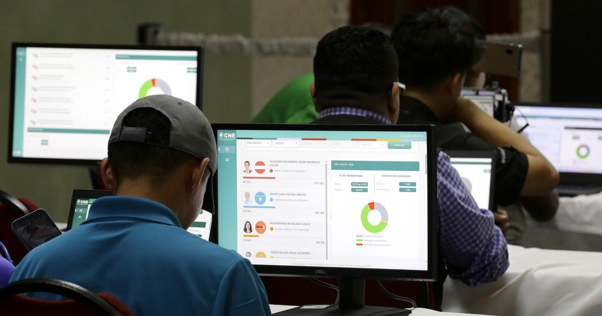 Honduras: Salvador Nasralla denuncia un "cambio de datos" en el conteo de votos