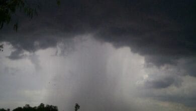 Imagen de tormenta en Córdoba con granizo y vientos fuertes