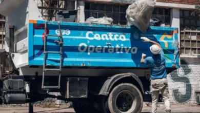 Operativo de descacharreo en un barrio de Córdoba