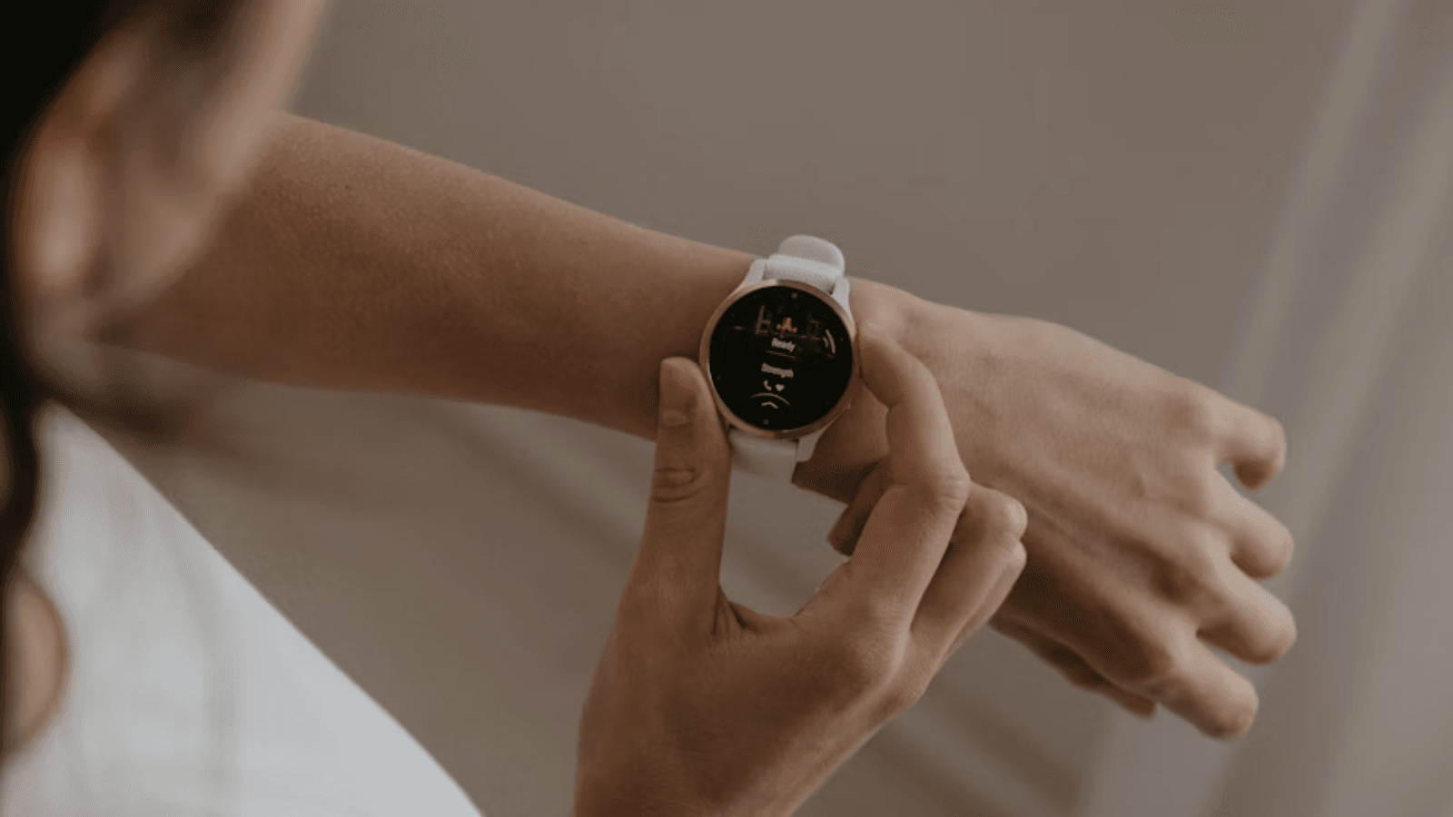 deportistas entrenando aire libre relojes Garmin