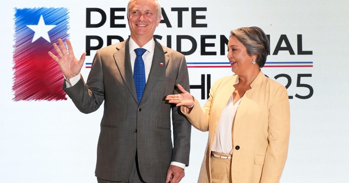 Jara y Kast cruzan golpes bajos, acusaciones y reproches en un tenso debate a once días del balotaje en Chile