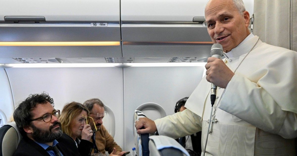 Por ahora un viaje del Papa a la Argentina es "una expresión de deseo": próxima escala, Argelia