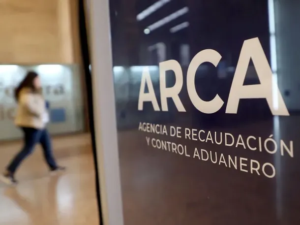 Logo de la Agencia de Recaudación y Control Aduanero (ARCA)