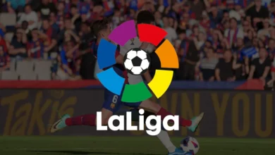 Imagen de una persona utilizando una aplicación en su teléfono móvil