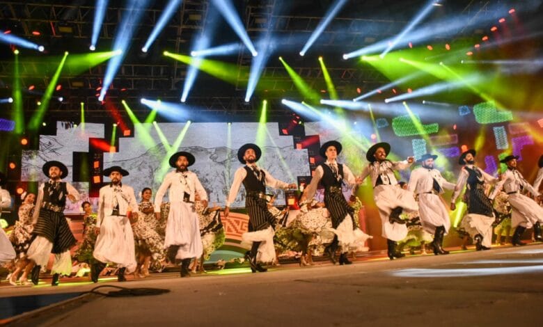 Imágenes de festivales y tradiciones en Córdoba
