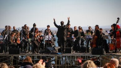 Imagen de la costanera del río en Cerro Azul, donde se proyectará la película Adiós a las Lilas
