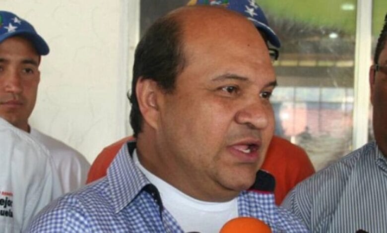 Periodistas liberados en Venezuela abrazan a sus seres queridos