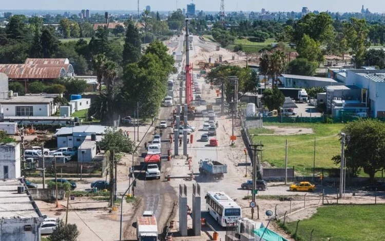 Obra del altonivel en la Ruta 36, intersección con Av. Vélez Sarsfield
