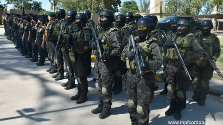 Ceremonia de ascenso y designación de cargos en la Fuerza Policial Antinarcotráfico