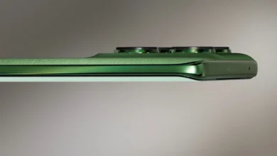 Imagen del Motorola Edge 70 con su diseño ultradelgado y pantalla pOLED