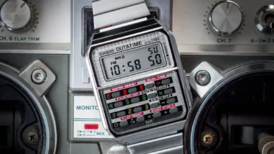Imagen del reloj calculadora de Casio en su edición especial por el 40° aniversario de Regreso al Futuro