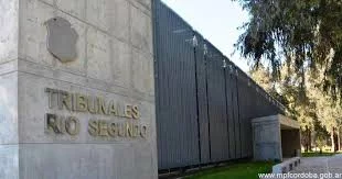 Dos mujeres detenidas por la policía en una estación de servicio