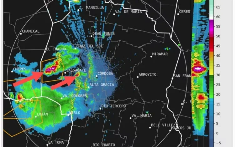 Imagen de una tormenta en el centro de Córdoba