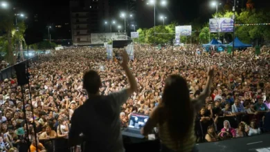Federico Otermín y su esposa en el Festival Carnaval en Comunidad