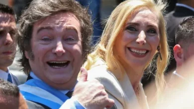 Javier Milei y Karina Milei en una reunión oficial