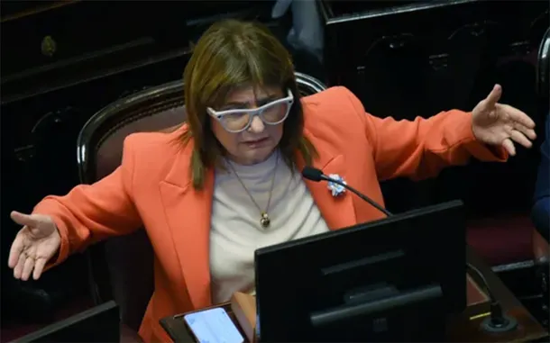Patricia Bullrich en el Senado, durante el debate de la Reforma Laboral