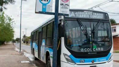Un colectivo en la calle de Córdoba