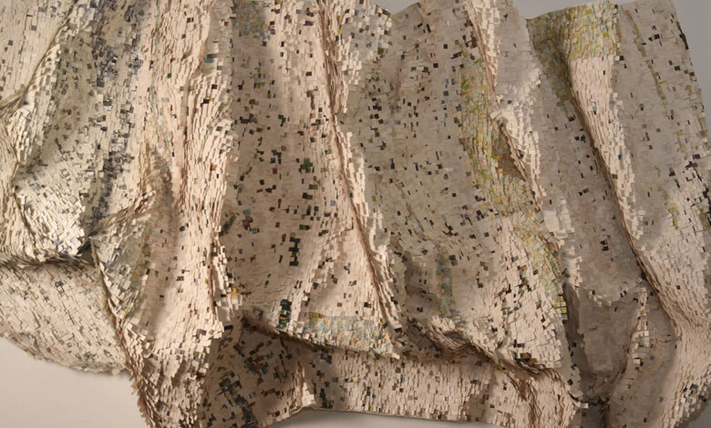 Imagen de una exposición de arte en el Paseo del Buen Pastor