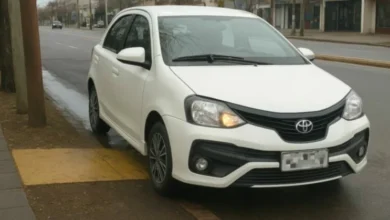 Vehículo mal estacionado en una calle de Córdoba
